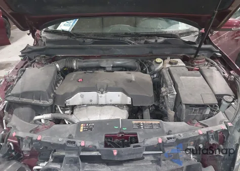 2015 Chevrolet Malibu 1Lt из США, поврежденный, VIN 1G11C5SL3FF274243